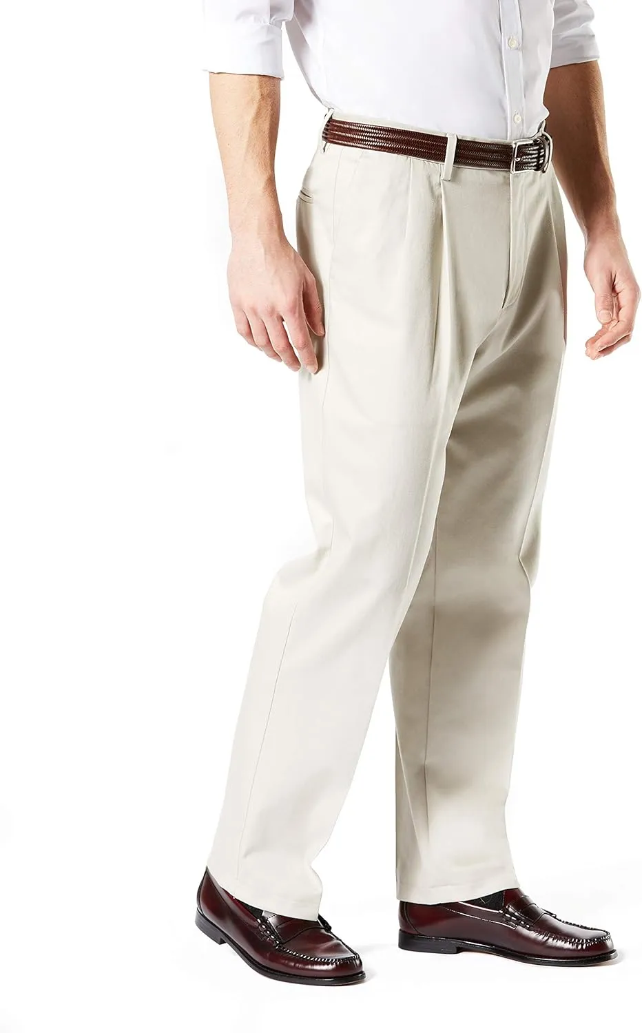 Dockers Men's Classic Fit Signature Lux Cotton Pleated Stretch Pants (Regular and Big & Tall)