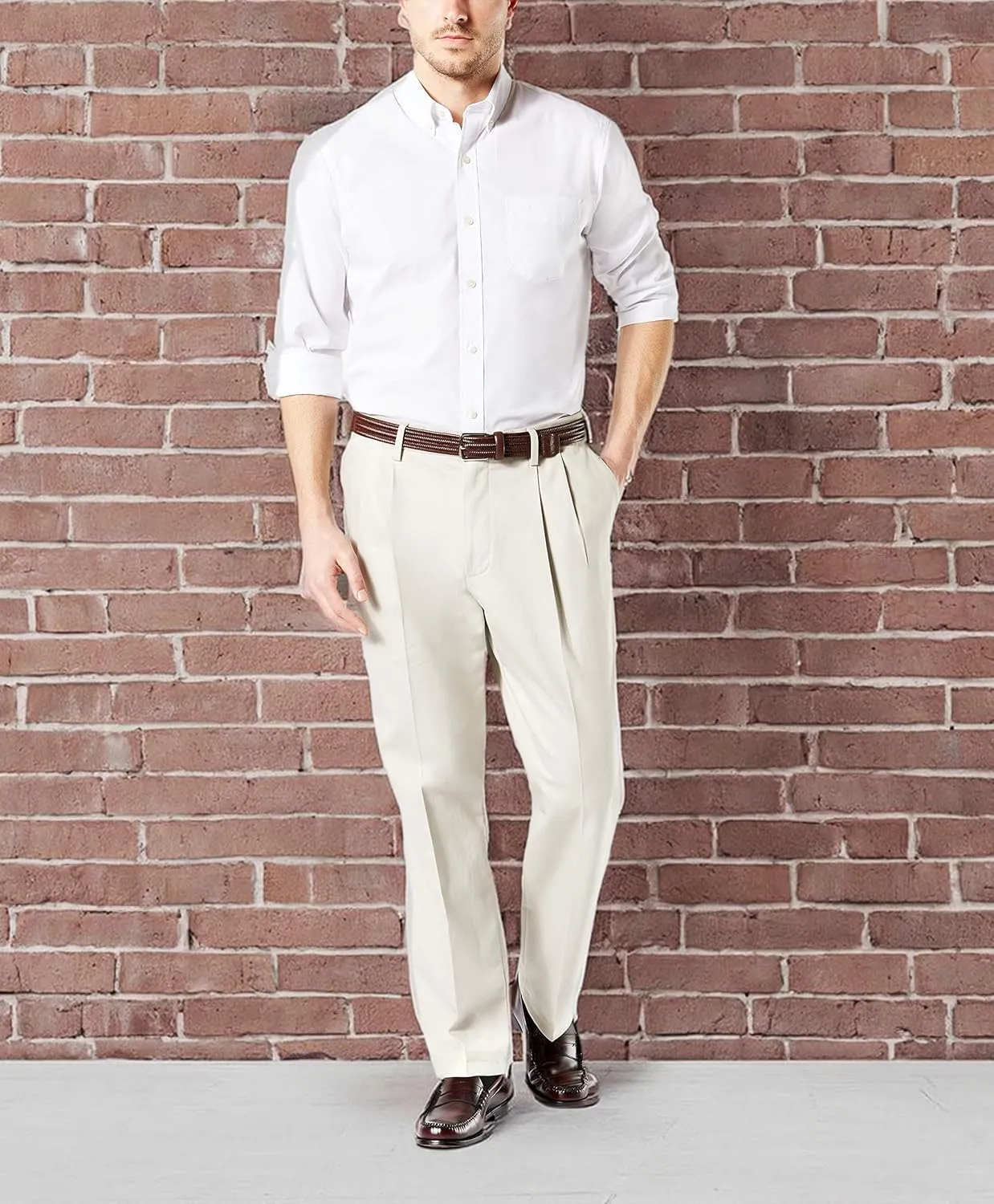 Dockers Men's Classic Fit Signature Lux Cotton Pleated Stretch Pants (Regular and Big & Tall)
