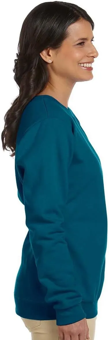 Gildan womens Modern/Fitted