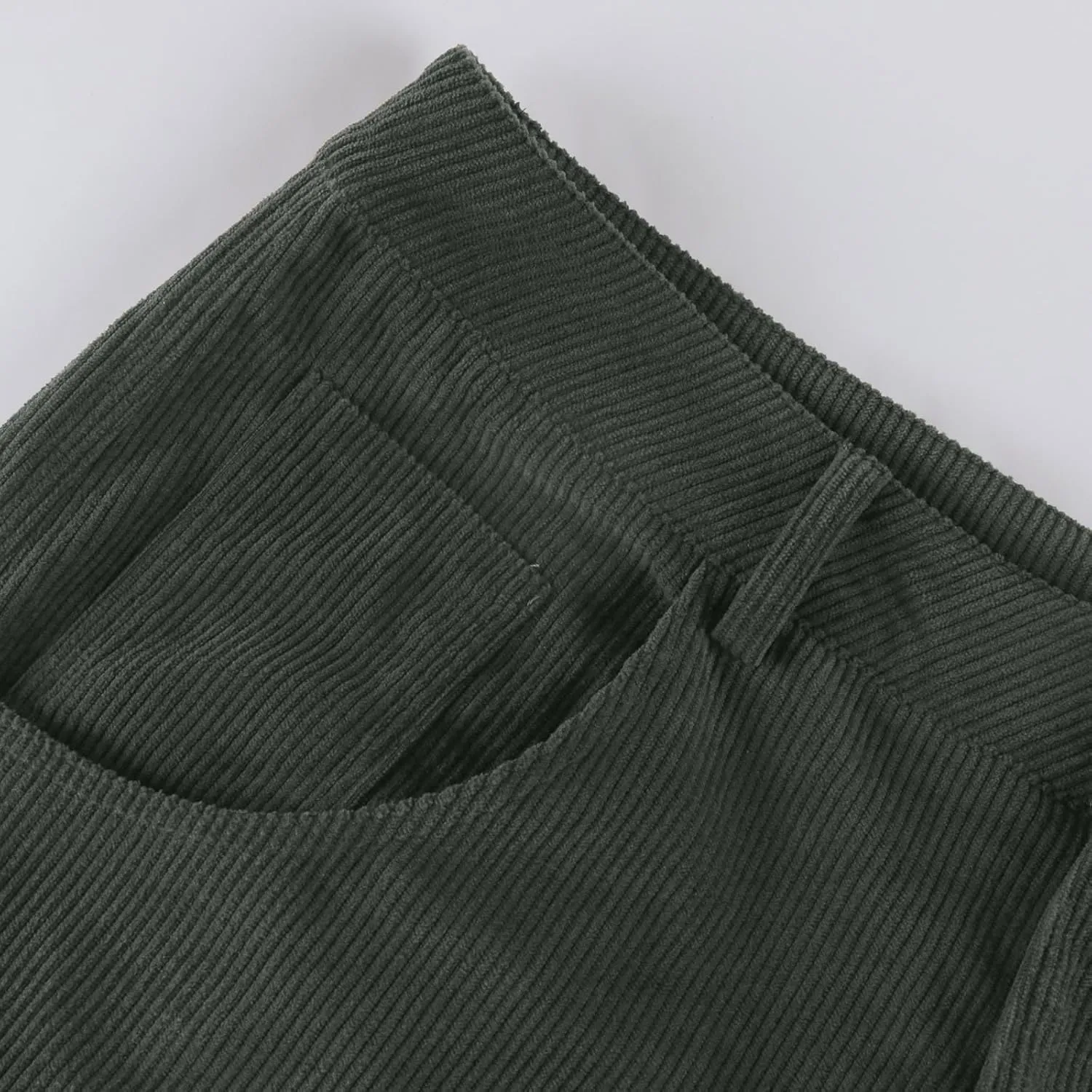 Gumipy Womens Corduroy Pants Casual Elastic Mid Rise Barrel Pants Baggy Wide Leg Pants Trendy Cropped Pants with Pockets